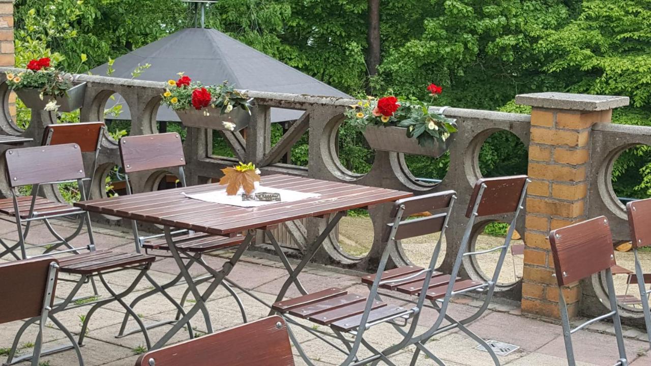 Hotel Kreuzbergbaude Beim Berzdorfer See Mit Wohlfuehl Sauna Markersdorf Экстерьер фото