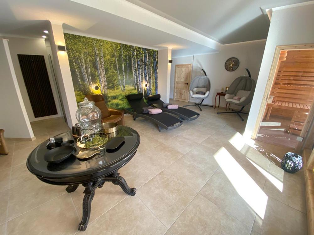 Hotel Kreuzbergbaude Beim Berzdorfer See Mit Wohlfuehl Sauna Markersdorf Экстерьер фото